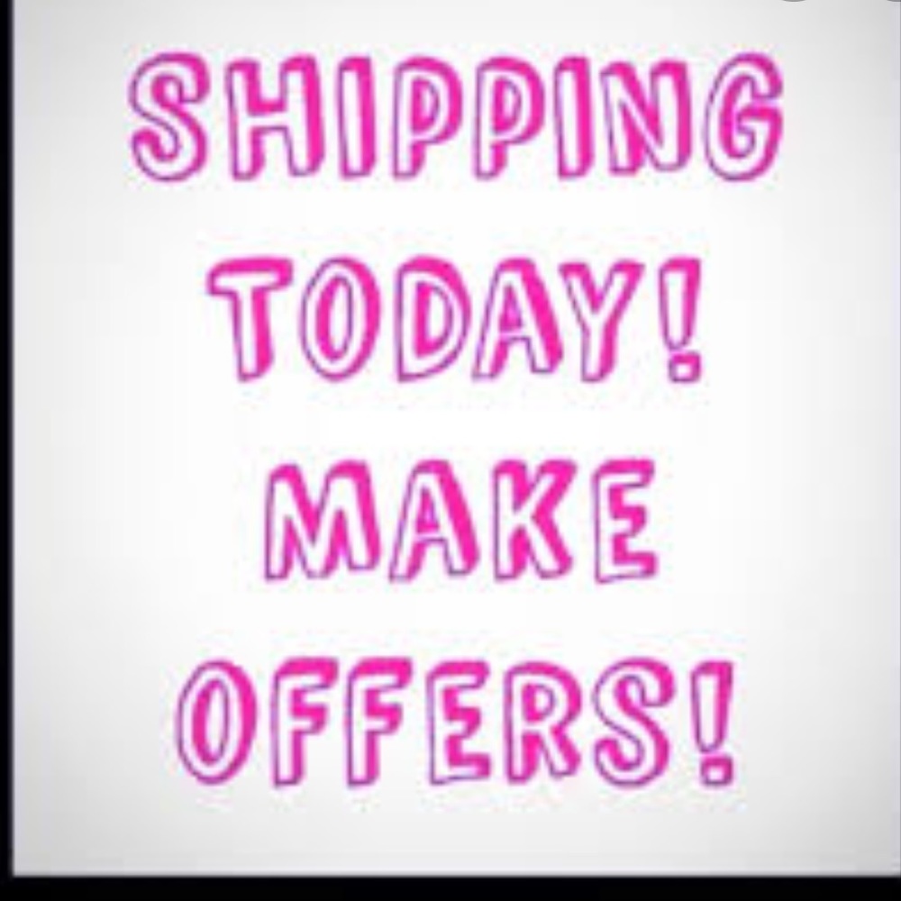 Shipping orders today make me offers !! 💖💕